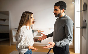 “I Make About 4x Her Salary”: Pregnant Bride Thinks Prenup Is Unfair, Guy Halts The Wedding