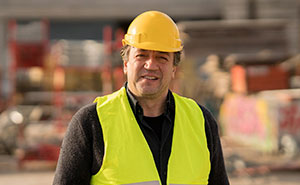 “All I Got Was Attitude”: Construction Crew Blatantly Misuses Neighbor’s Kindness, Gets The Karma