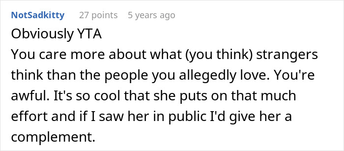 Screenshot of an online comment criticizing a man who wants his girlfriend to stop dressing like Ms. Frizzle.