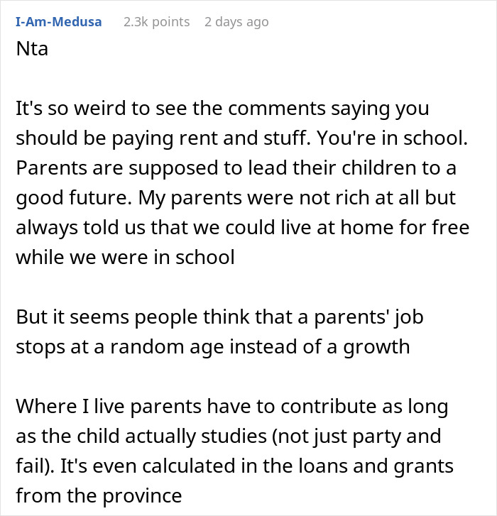 &ldquo;Struggling&rdquo; Mom Sees 19YO Daughter's $4K Savings And Demands Half, Mad As She Won't Hand It Over
