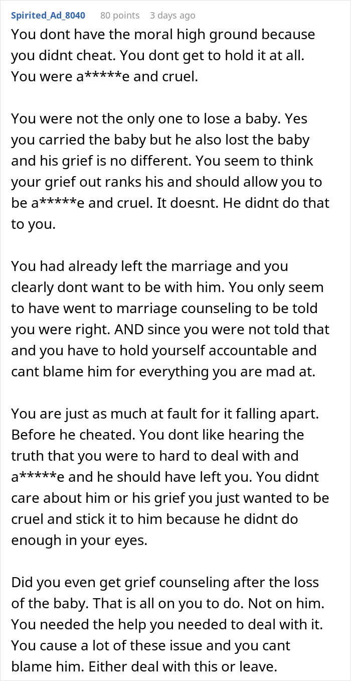 Comment discussing cheating husband and fair therapist posted online giving woman a reality check on her situation.