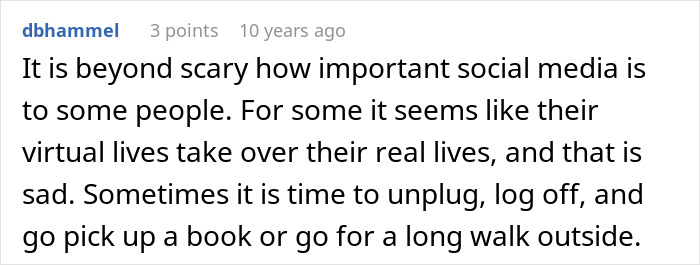 Woman Posts Absolutely Everything Online, Her Boyfriend Hates It: "Social Media Attention Seeker"