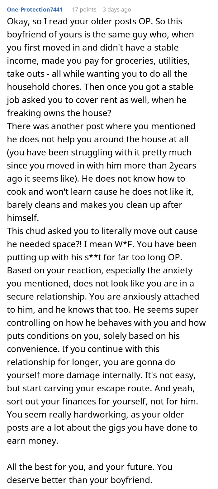 Alt text: Reddit comment about boyfriend giving girlfriend time to fix finances amid controlling and unfair relationship demands