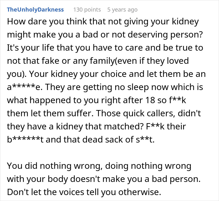 User comment expressing anger over family demanding a kidney after mistreatment, emphasizing kidney donation is a personal choice.