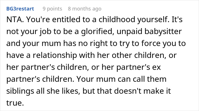 Screenshot of a Reddit comment about a teen feeling like a third parent to seven kids at his mom&rsquo;s house.