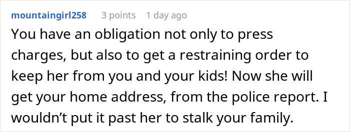 Screenshot of a Reddit comment warning about pressing charges and getting a restraining order against unhinged mom at trampoline park.