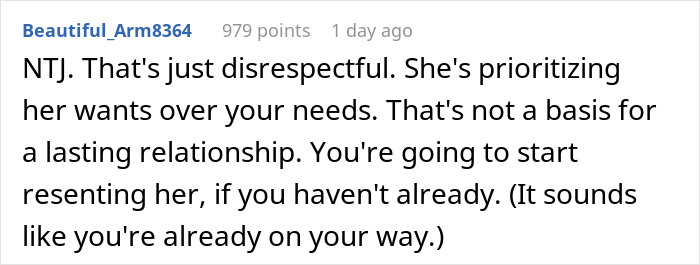 Comment discussing a woman waking up her boyfriend, highlighting relationship dynamics and respect in couples.