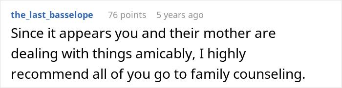 Reddit comment recommending family counseling amid wife&rsquo;s secret exposed and relationship challenges after childbirth.