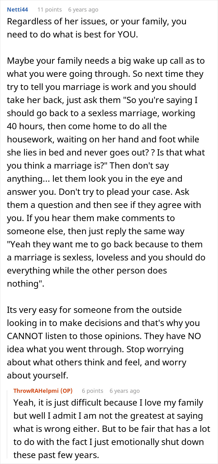 Online discussion about man giving wife a second chance after she leaves and begs for reconciliation, with diverse internet opinions.