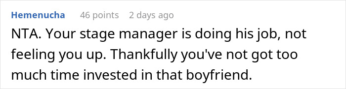 Screenshot of a comment discussing a boyfriend’s reaction to his actress girlfriend changing clothes in front of other men.