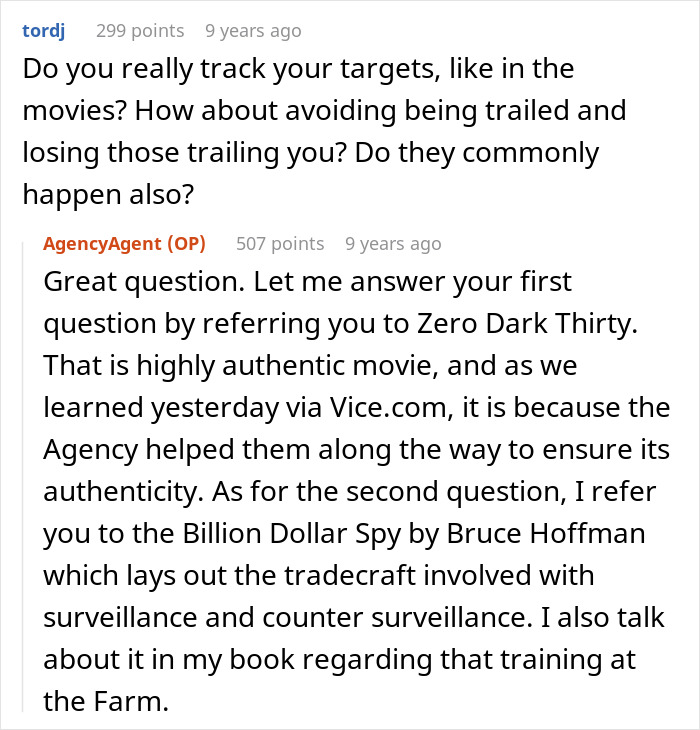 Former CIA case officer answering questions on surveillance, tradecraft, and counter-surveillance techniques in a detailed AMA.