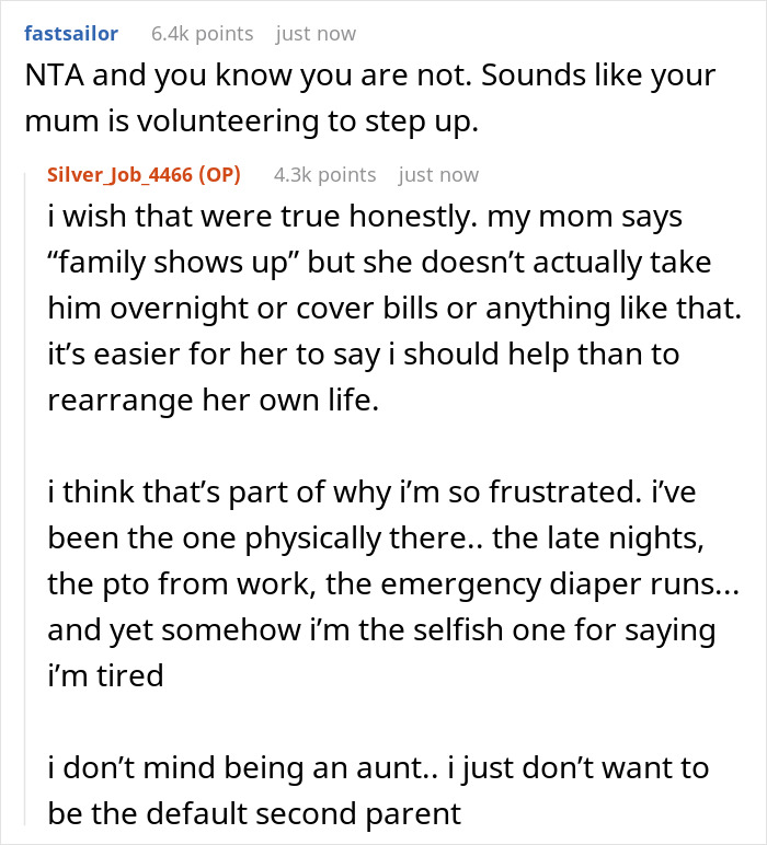 Reddit conversation about older sister helping single mom with baby, feeling frustrated about family support and responsibilities.