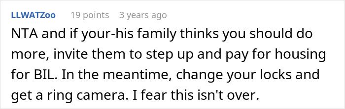 Screenshot of a Reddit comment advising to change locks and install a ring camera after a woman kicks late husband&rsquo;s brother and kids out.
