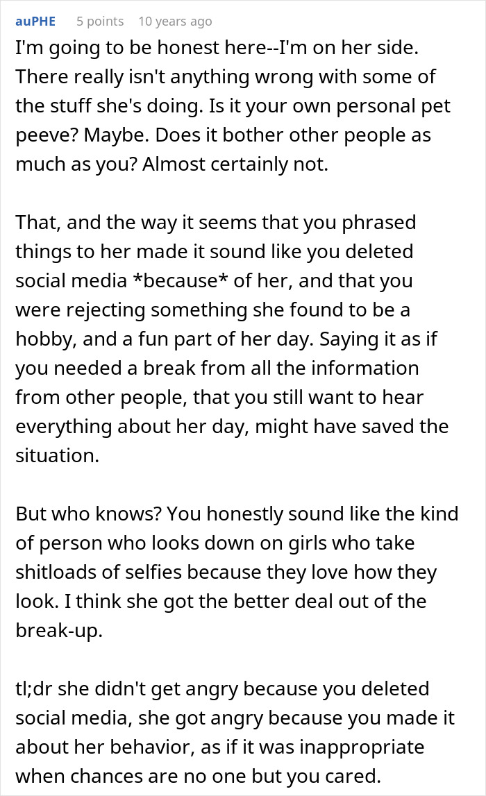 Woman Posts Absolutely Everything Online, Her Boyfriend Hates It: "Social Media Attention Seeker"