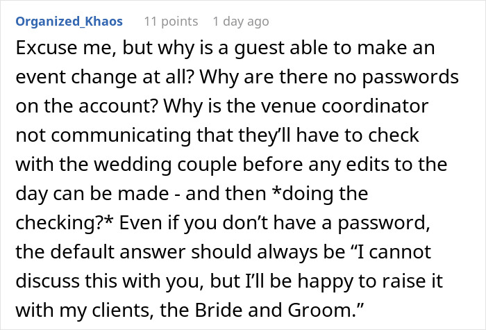 Reddit comment discussing a guest secretly changing wedding catering orders and venue coordinator communication issues. Reddit comment discussing a guest secretly changing wedding catering orders and venue coordinator communication issues.