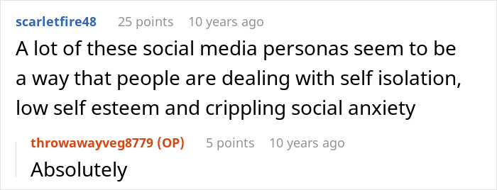 Woman Posts Absolutely Everything Online, Her Boyfriend Hates It: "Social Media Attention Seeker"