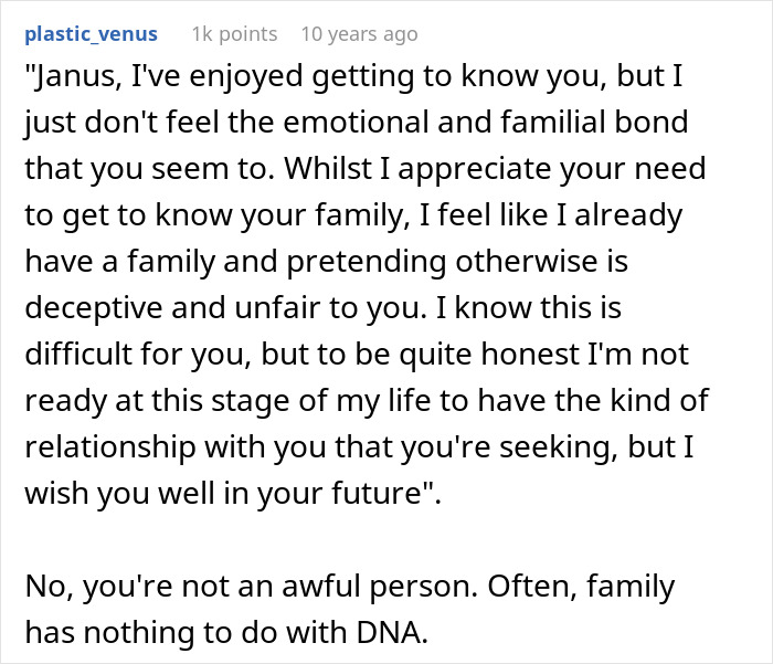 Woman Finds Biological Sister Wanting To Connect, Assumes She’s Invited To Her Wedding Woman Finds Biological Sister Wanting To Connect, Assumes She’s Invited To Her Wedding