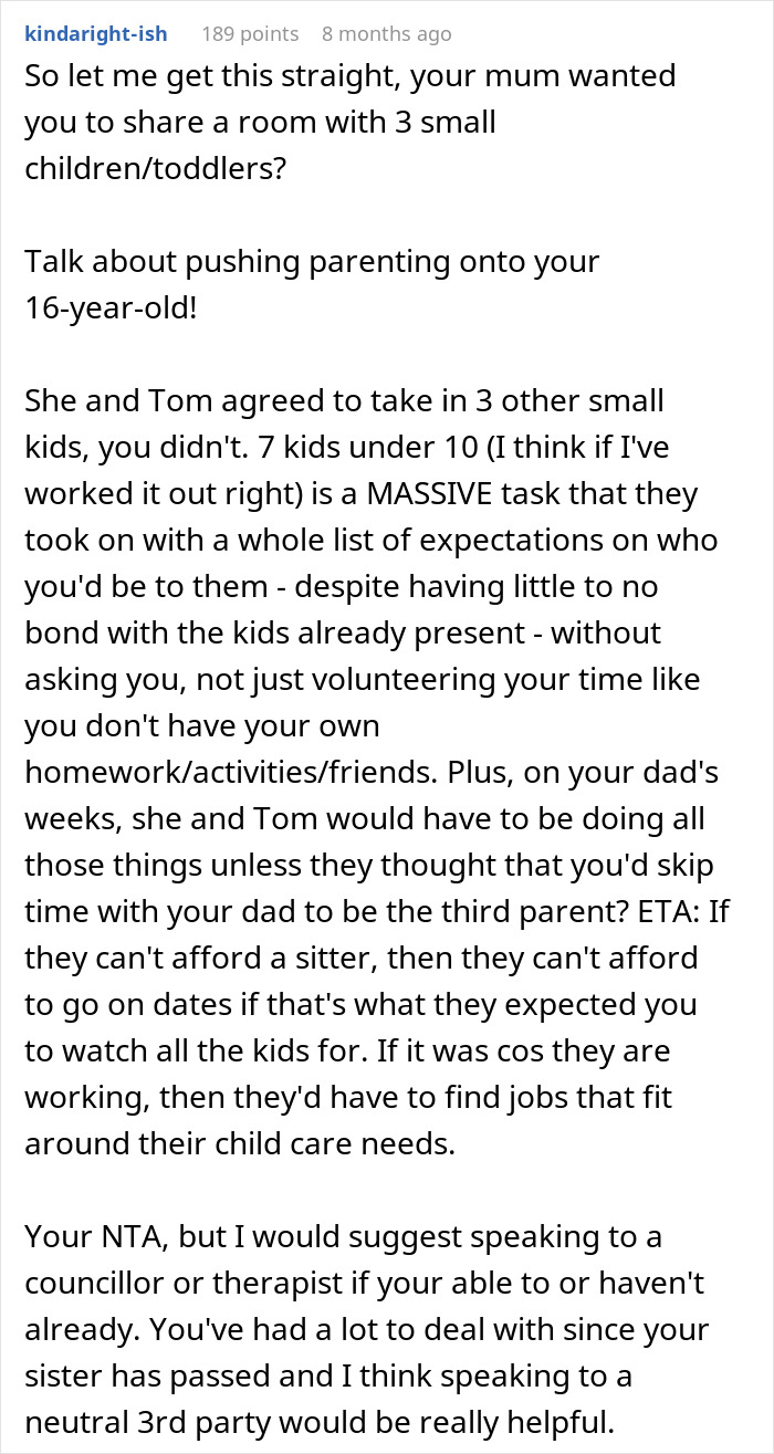 Text post discussing a teen overwhelmed by being a third parent to seven kids at his mom&rsquo;s house.