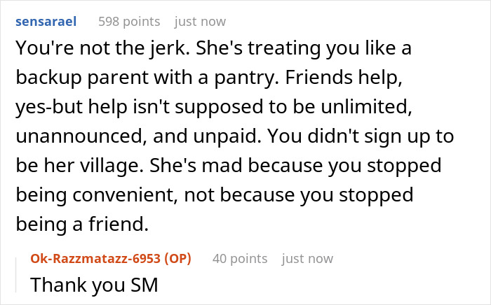 Alt text: Online conversation about entitled mom expecting childfree bestie to babysit and feed kids for free, bestie refuses to comply.