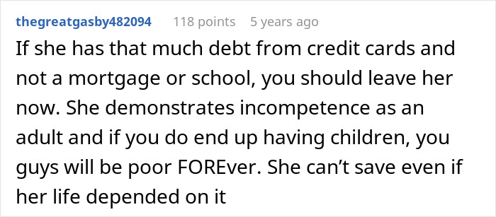 User comment expressing concern about fianc&eacute;e&rsquo;s debt and warning about risks before marriage and having children.