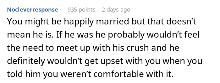 Comment discussing feelings of a married man texting a woman he loved 15 years ago and its impact on his wife.