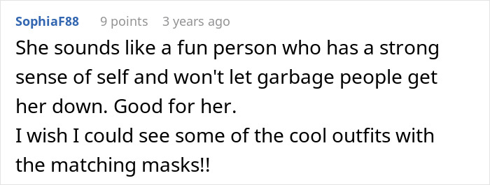 Online comment praising woman&rsquo;s confidence and style after man criticizes her dressing like Ms. Frizzle.