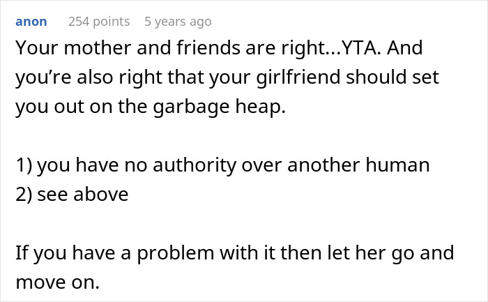 Commenter advising man to accept girlfriend dressing like Ms. Frizzle and move on after online backlash.