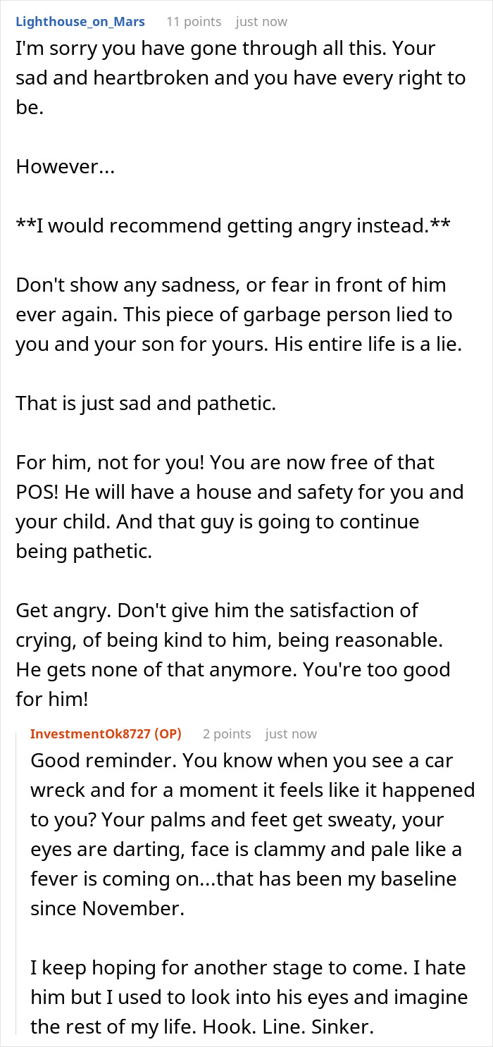 Reddit comments showing a woman&rsquo;s emotional reaction after discovering her suspicious boyfriend is already married.