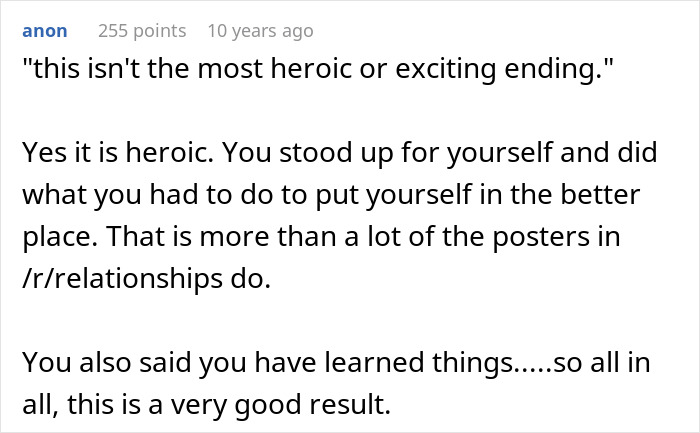 Woman Moves In With Her Boyfriend Of 5 Months, Suddenly Her Things Start Disappearing