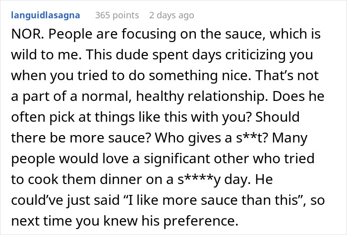 Commenter discusses a woman bringing leftovers to support her boyfriend in mourning and facing criticism over the food.