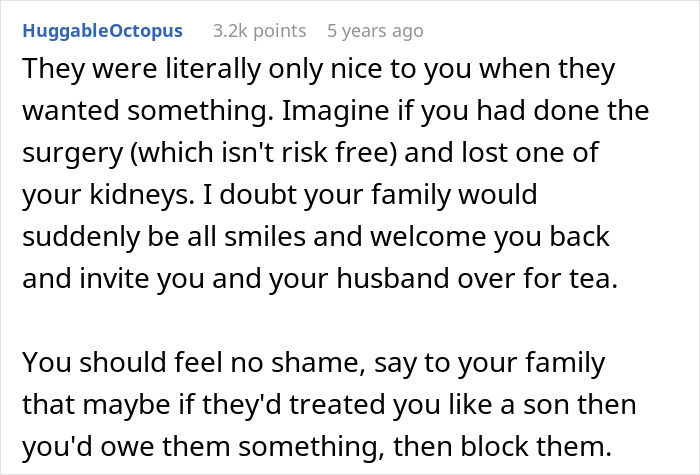 User comment discussing the risks of kidney surgery and family dynamics after a man refuses to donate a kidney.