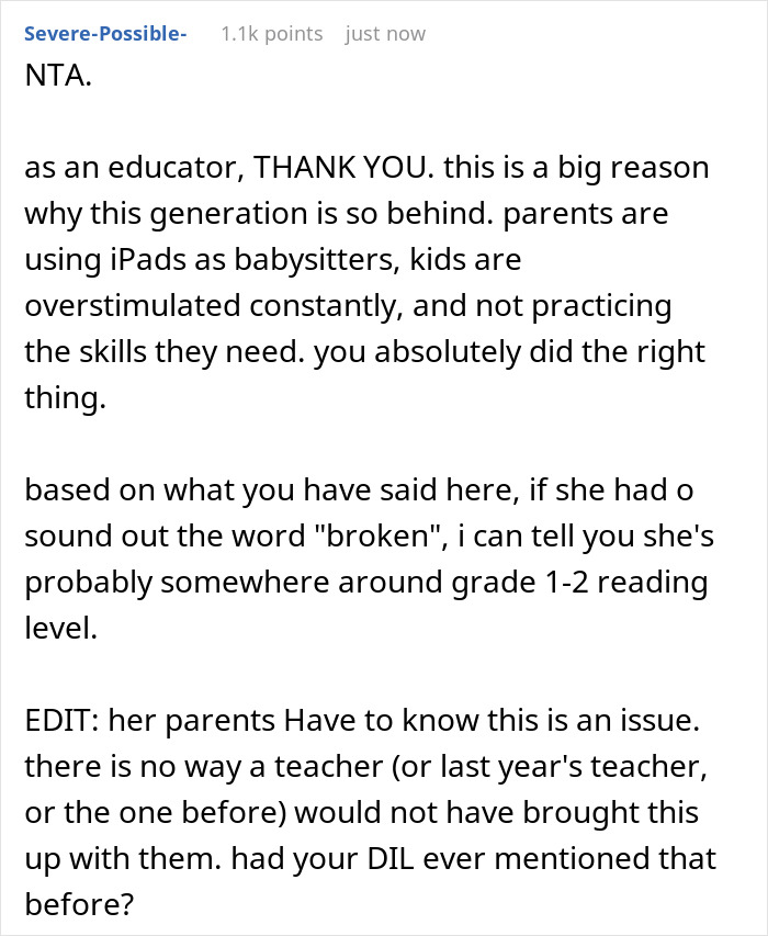 Screenshot of a Reddit comment from an educator discussing kids' reading skills and childhood overstimulation.