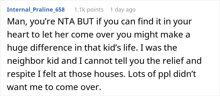 Comment on a forum discussing a shameless mom refusing playdates due to messiness while expecting neighbor&rsquo;s door open.