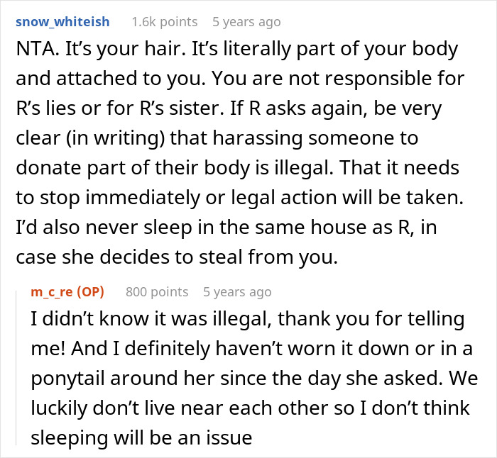 Screenshot of Reddit comments discussing a lady&rsquo;s long hair and refusal to cut it for her sister&rsquo;s wig request.
