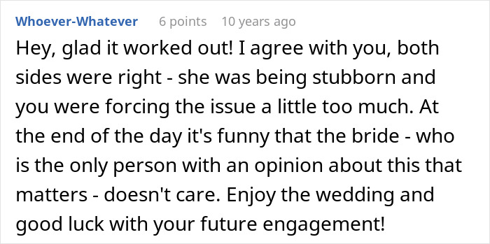 Screenshot of a user comment discussing a guy frustrated his girlfriend refuses to wear dresses even for a wedding.