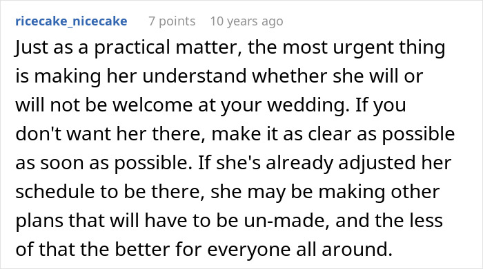 Woman Finds Biological Sister Wanting To Connect, Assumes She’s Invited To Her Wedding Woman Finds Biological Sister Wanting To Connect, Assumes She’s Invited To Her Wedding
