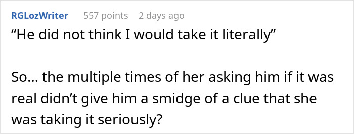 Comment about a boyfriend's fake proposal at a love museum, highlighting disbelief and misunderstanding in the situation.