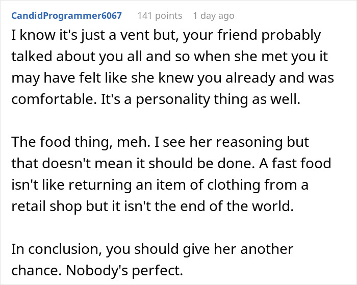 Reddit comment discussing girlfriend disrespect in the service industry and handling fast food return situations.