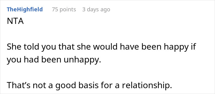 Screenshot of an online comment discussing a woman upset that her boyfriend likes her gift, related to relationship expectations.