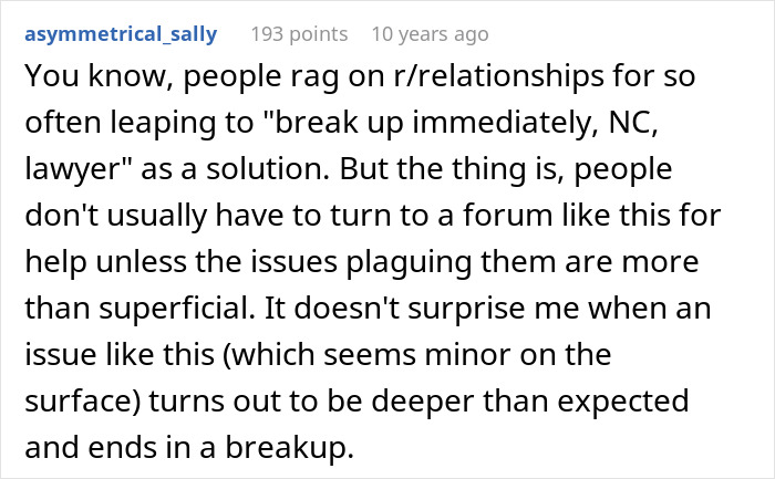 Woman Posts Absolutely Everything Online, Her Boyfriend Hates It: "Social Media Attention Seeker"