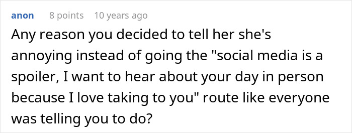 Woman Posts Absolutely Everything Online, Her Boyfriend Hates It: "Social Media Attention Seeker"