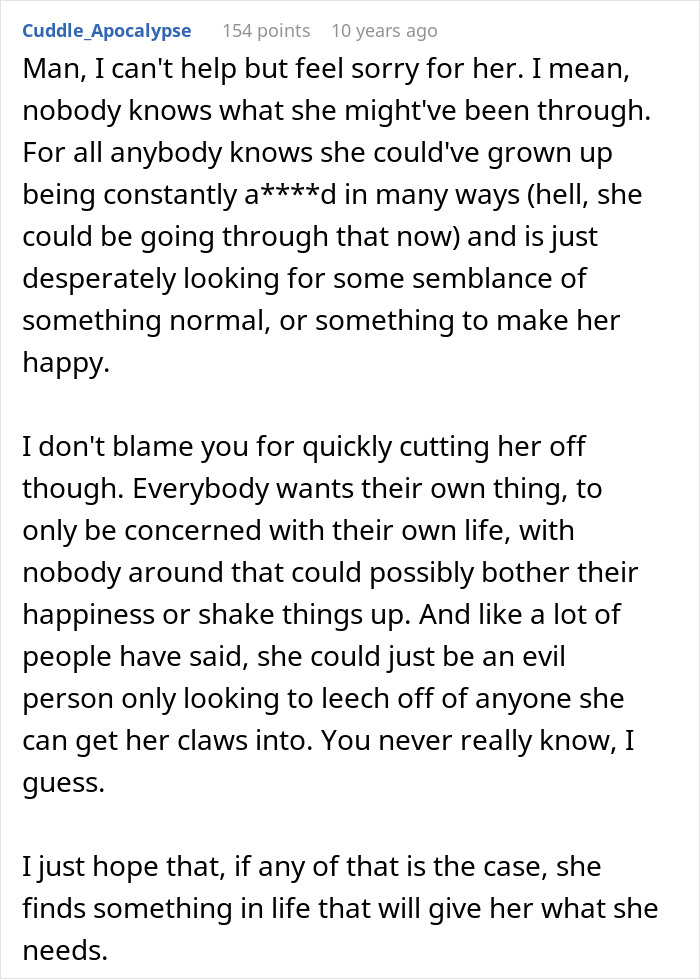 Woman Finds Biological Sister Wanting To Connect, Assumes She’s Invited To Her Wedding Woman Finds Biological Sister Wanting To Connect, Assumes She’s Invited To Her Wedding