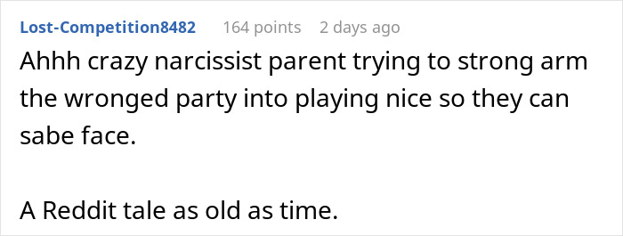 Reddit comment discussing a narcissist parent trying to reconcile with son she kicked out 32 years ago.