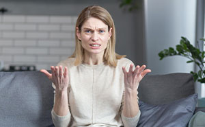 “Ask Permission To Get A Snack”: 17YO Refuses To Live With Dad’s New GF And Her Strict Rules