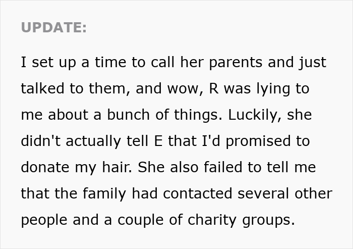 Text update about lady expecting friend to cut her long hair for sister&rsquo;s wig and getting mad when she refuses.