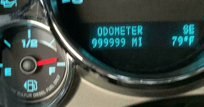 81 Times Car Mechanics Had To Take Pics Of What They Were Dealing With To Make Others Believe Them (New Pics)