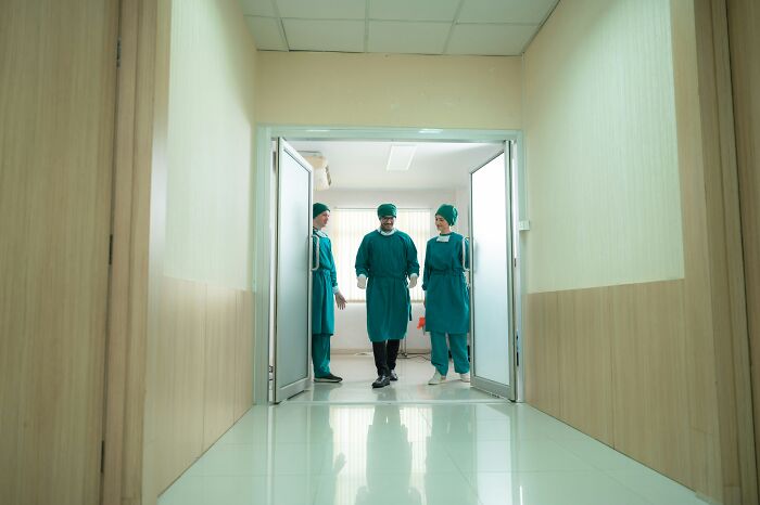 “The Very Worst Horrors”: 68 People Who Have Been In A Coma Reveal What It Was Really Like 