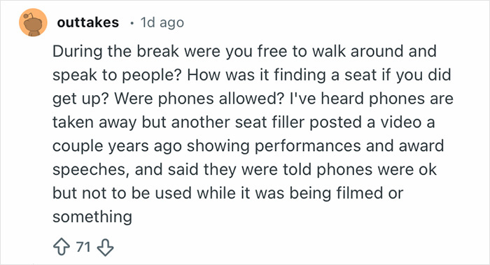 Text post discussing restrictions faced by Grammy seatfillers, including phone usage and movement during breaks.