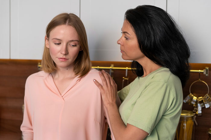 Cheating Hubby Suggests A &ldquo;Throuple&rdquo; After Having Affair With Wife&rsquo;s Bestie For 4 Months, She Walks