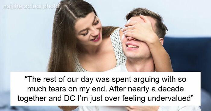 Decade-Long Marriage Fizzles Out As Wife Is Annoyed By Thoughtless Hubby Who Does Nothing For Her